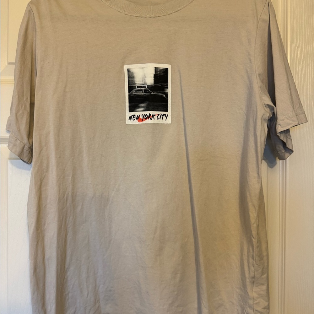 Nike Beige Graphic T-Shirt